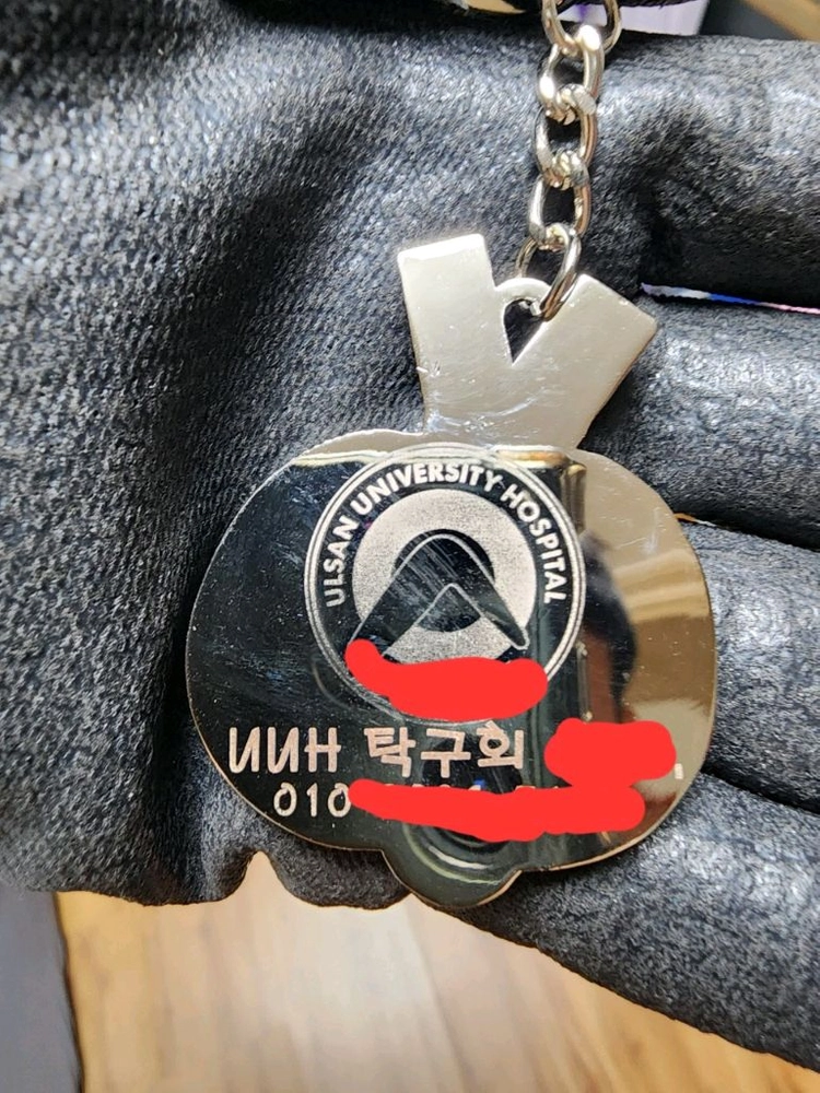 탁구채 키링ㅡ각 동호회 로고, 이름, 전번등을 레이저 마킹해 드립니다.ㅡ가방에 하나씩 달면 너무 예뻐요ㅡ아연합금 키 이미지