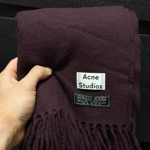 아크네스튜디오 머플러 와인 ㅍㅍ