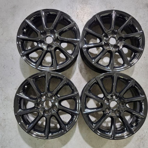 더뉴 아반떼MD 튜익스 17인치 블랙휠 순정휠 중고휠 팝니다 이미지