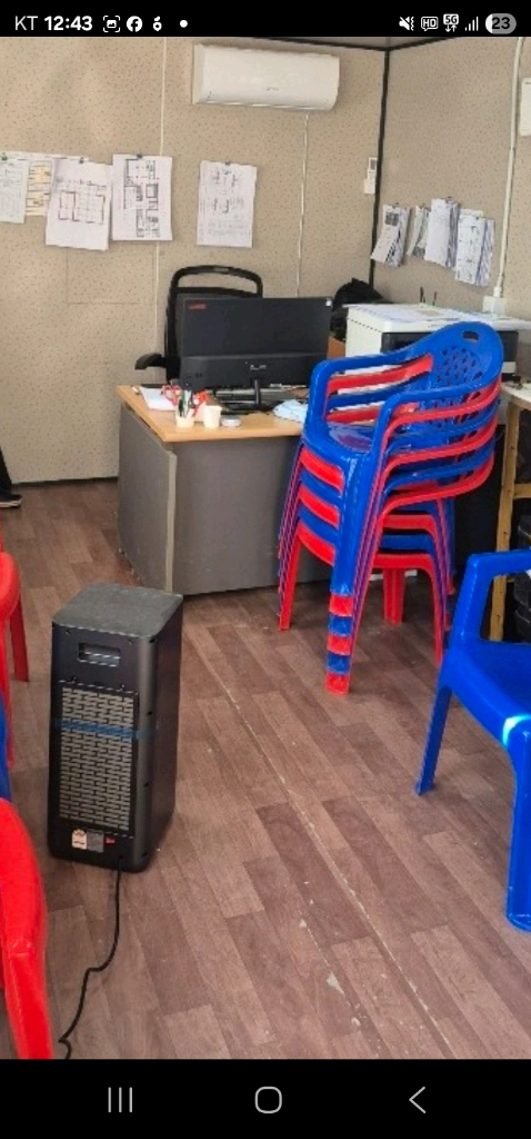 경남 부산 양산 김해 36 중고컨테이너 2대. A급 ㅡ 대당 180 만 이미지