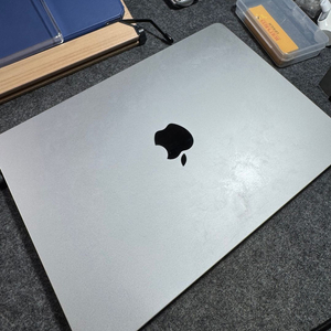 m3 맥북 에어 13인치 16/256gb 애케플 28년 2월