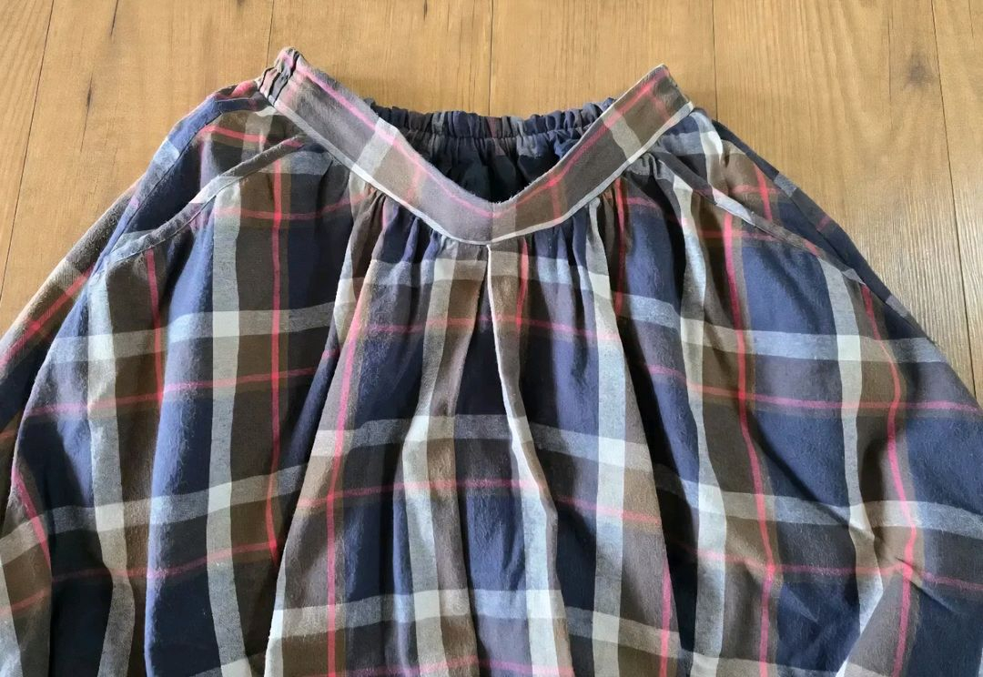 프리~보통 77) 써스데이아일랜드 뒷밴딩 항아리형 면 롱 스커트--4