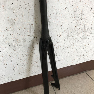자전거용 포크 몇가지. (카본, 알카본, 알루미늄, 크로몰리, 1인치)