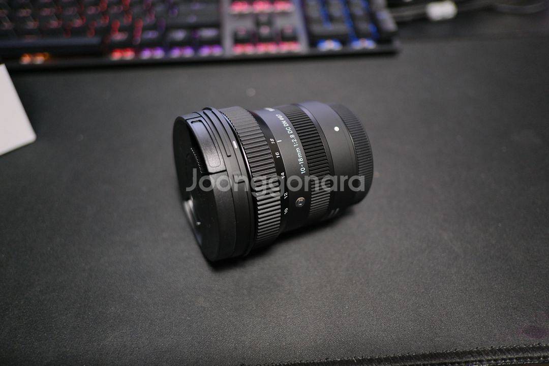 시그마 10-18mm F2.8 DC DN 후지 X마운트 렌즈 판매합니다. 시그마 10-18 시그마 1018--1