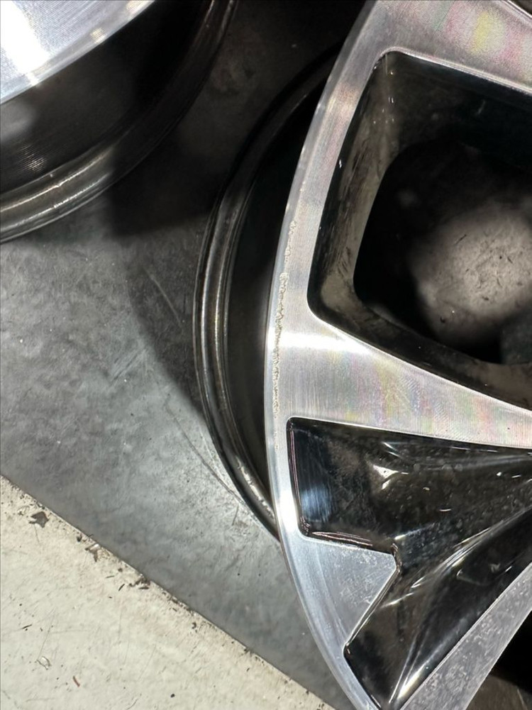 카니발 ka4 18인치 휠 한대분--4