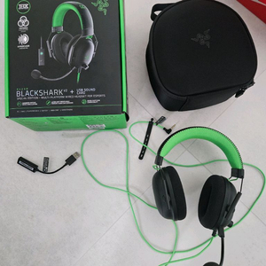 레이저 블랙샤크v2(리뉴얼버전),사운드카드 + RGB헤드셋 거치대