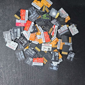 32기가 MICRO SD카드 80개 팝니다.