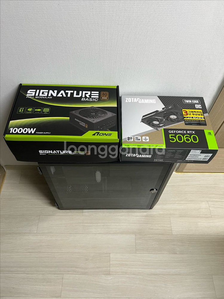 고사양 컴퓨터 i7-14700K / Z790 / RTX5060 팝니다.--4