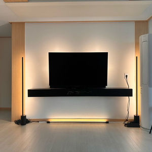 필립스휴 플로어 램프 그라디언트 튜브 이미지