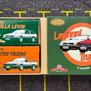 토미카 TOMICA MEGAWEB 5주년 기념 레빈/트레노 세트