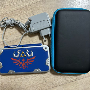 뉴 2DS Xl 젤다 하이랄의 방패 에디션 팜(박스X-포켓몬 뱅크 설치)