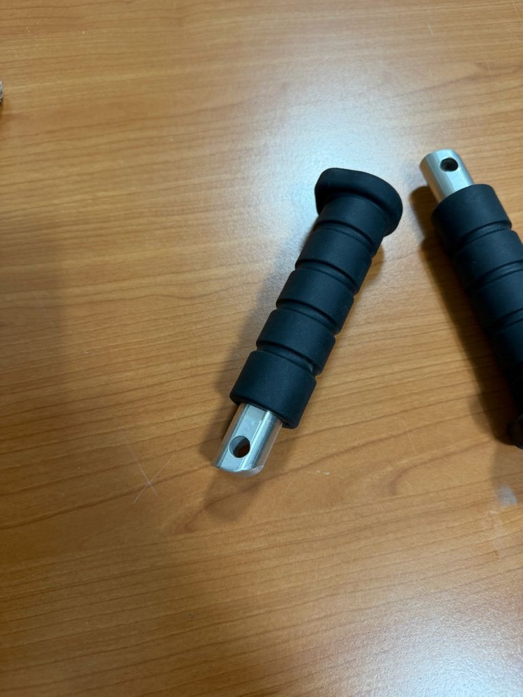 인디언 스카우트 오토바이 발판 블랙 풋페그 한 쌍 이미지