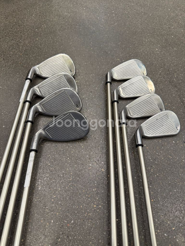 캘러웨이 X-14 그라파이트 아이언 팝니다.--4