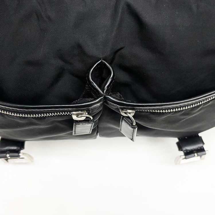 프라다 포코노 사이드 로고 블랙 크로스백 5SPRB25117--7