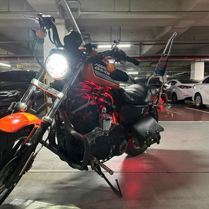 할리데이비슨 883R Mirage Orange 색상