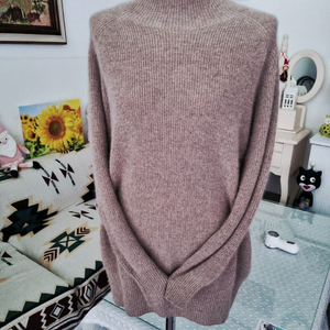 여성 니트 터틀넥 스웨터