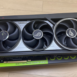 RTX 5090 아스트랄