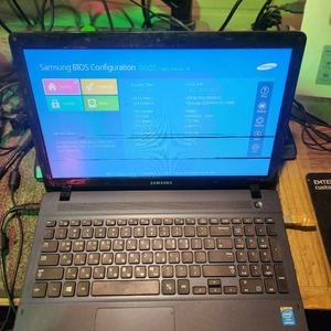 수리용<2868>삼성270e 3558u 파손