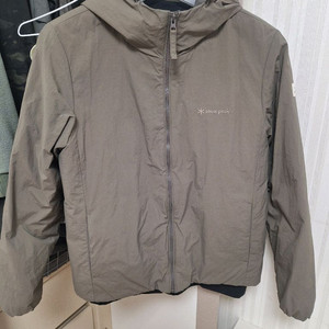 스노우피크 경량후드패딩 95