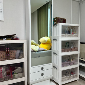 전신 거울 화장품 악세사리 수납장