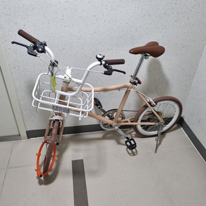 도쿄나인 큐브 미니멜로 자전거 팝니다