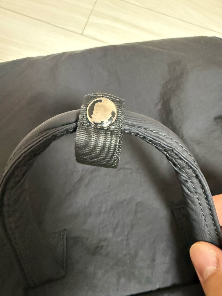 휠라 서류가방--1