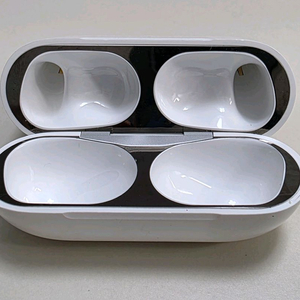 에어팟 프로 2세대 C타입 본체만 판매합니다.