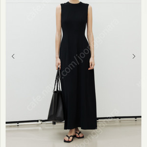 SIE 8월의 드레스