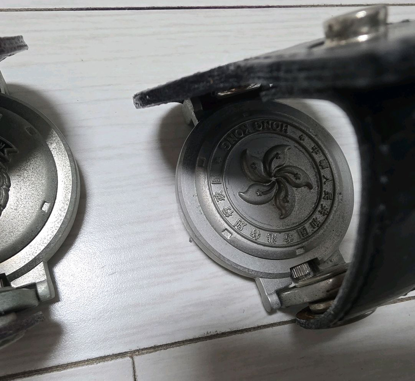 홍콩 기념품 골동품 시계 이미지