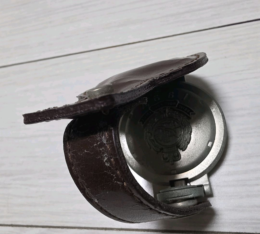 홍콩 기념품 골동품 시계 이미지