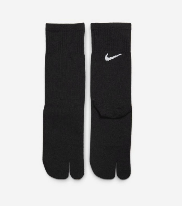 [235] 나이키 우먼 아쿠아리프트 멀티 타비 슈즈 이미지