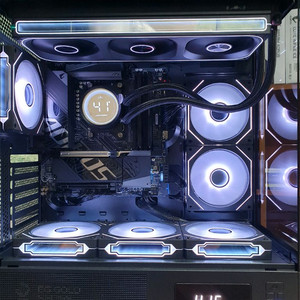 반본체 ) 9800X3D 미사용 게이밍 컴퓨터 pc