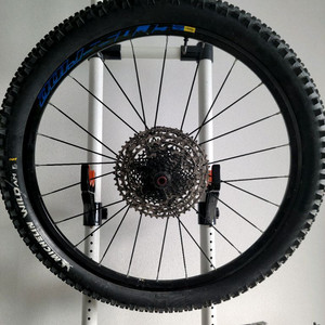 27.5X2.6 미쉐린 와일드 AM2 튜브리스 MTB타이어