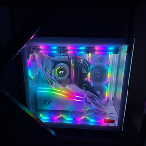 컬러풀 RTX 4090 넵튠 팔아요 이미지