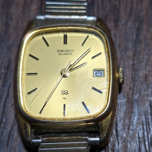 세이코 쿼츠 빈티지 금장 시계