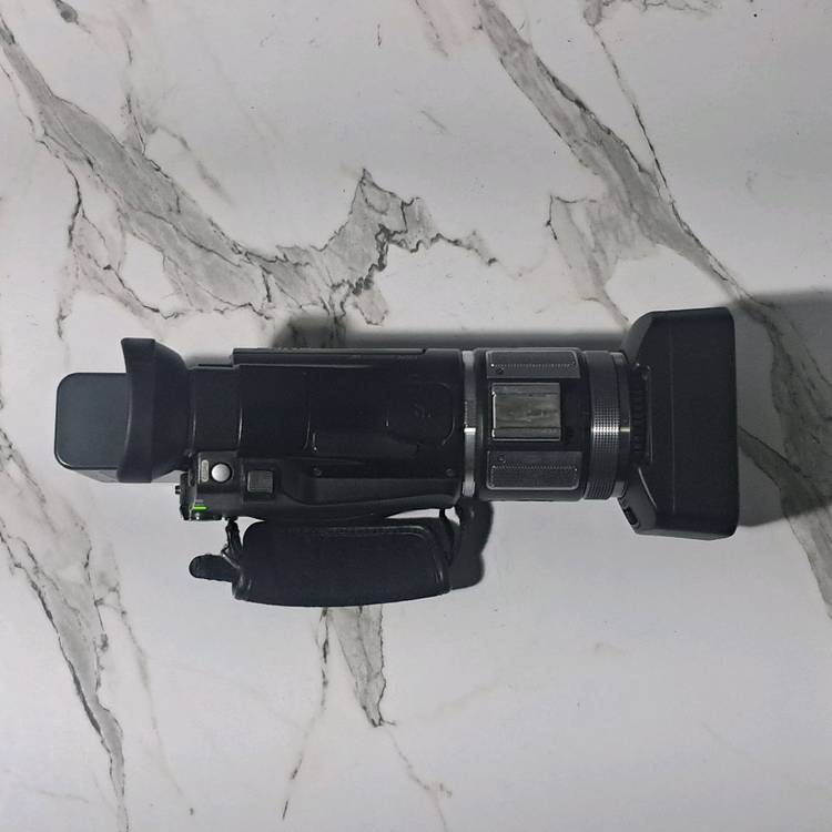 소니 HDV 핸디캠 HVR-A1N 미니DV 방송용 카메라 이미지