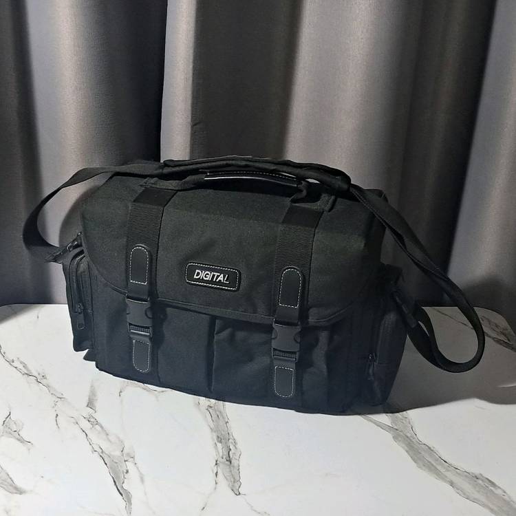 소니 HDV 핸디캠 HVR-A1N 미니DV 방송용 카메라 이미지