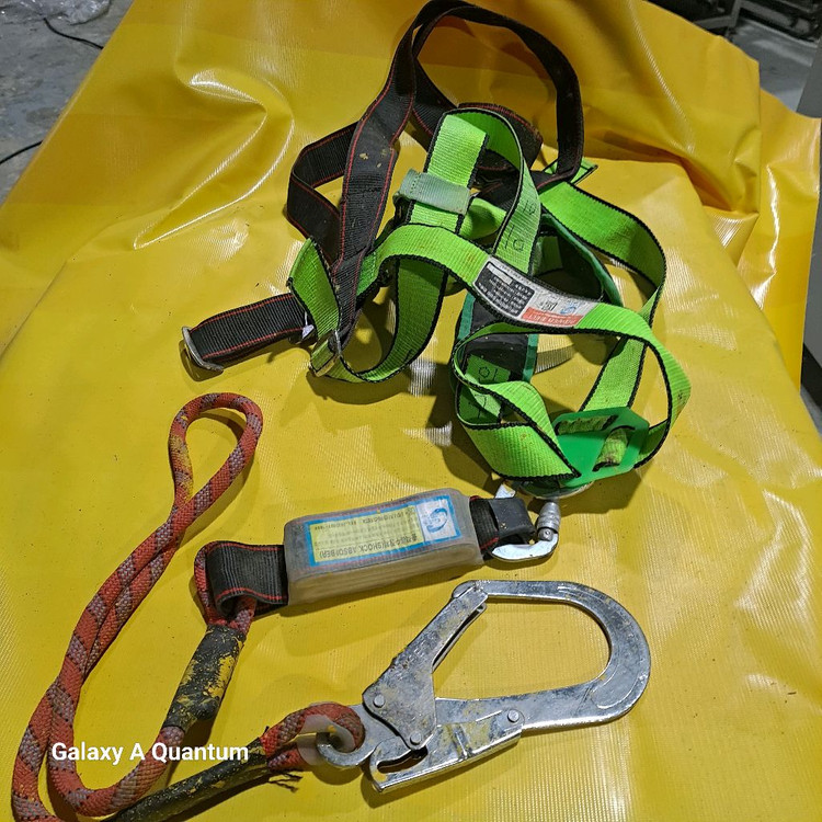 안전벨트 세트 건축건설현창 낙하방지 안전벨트 이미지