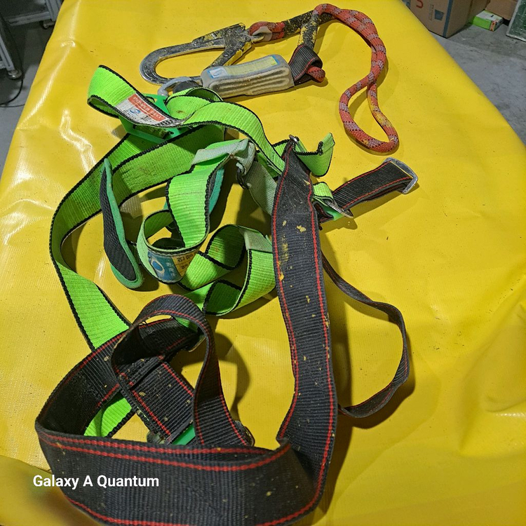 안전벨트 세트 건축건설현창 낙하방지 안전벨트 이미지