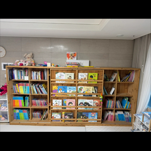 전면책장 이미지