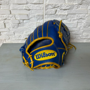 윌슨 A2000 스페셜 투수 & 올라운드 12인치 야구 글러브