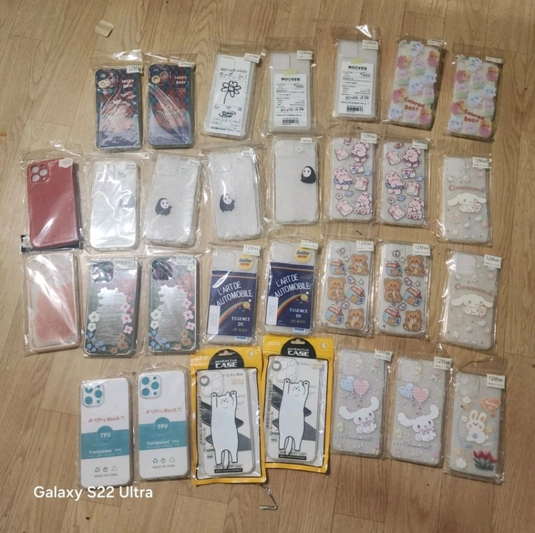 아이폰12프로맥스 다양한케이스 판매합니다. 이미지
