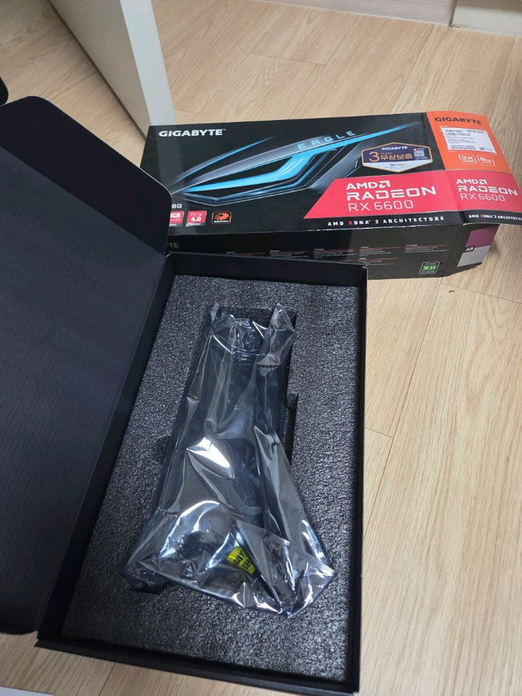 amd rx6600 기가바이트 3팬 eagle 이미지