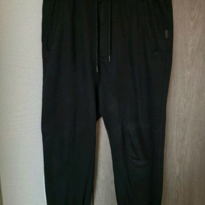 준지 시그니처 핏 스웨트 팬츠 (46)