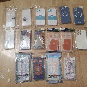 아이폰12프로 다양한 케이스 모음