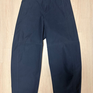 유니클로 저지배럴레그팬츠