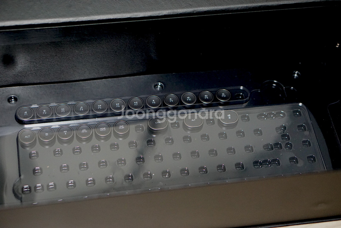 AZIO 아지오 레트로 컴팩트 키보드_엘우드/팜레스트 세트--9