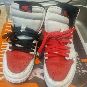 나이키 에어 조던 1 레트로 하이 OG 급처 이미지