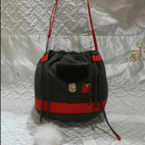 정품 끌로에 복조리백