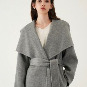 메비 시티코트 그레이